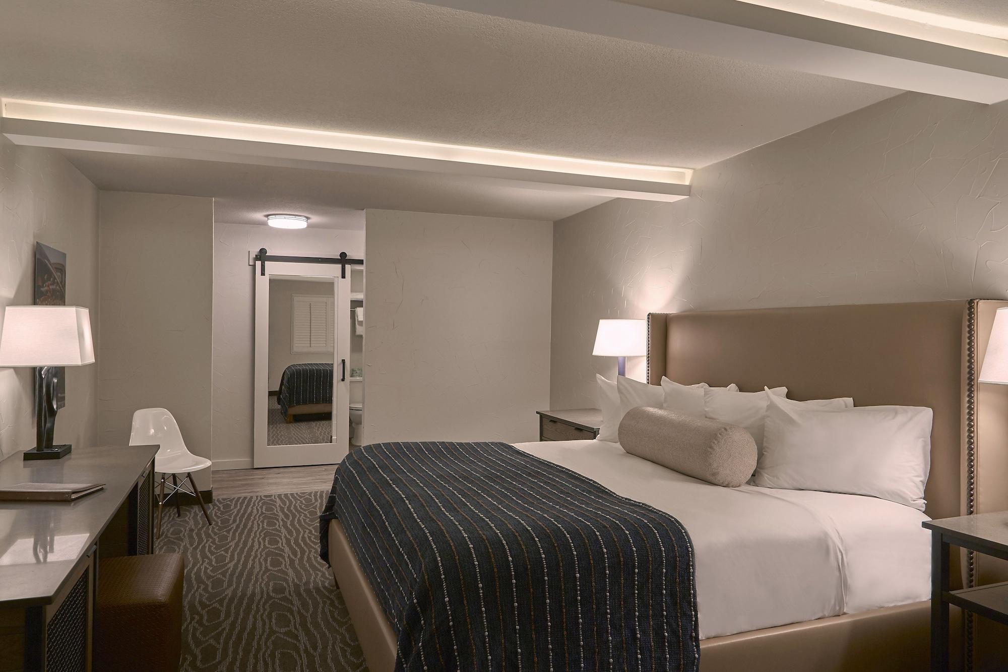 Fredericksburg Inn And Suites Екстер'єр фото