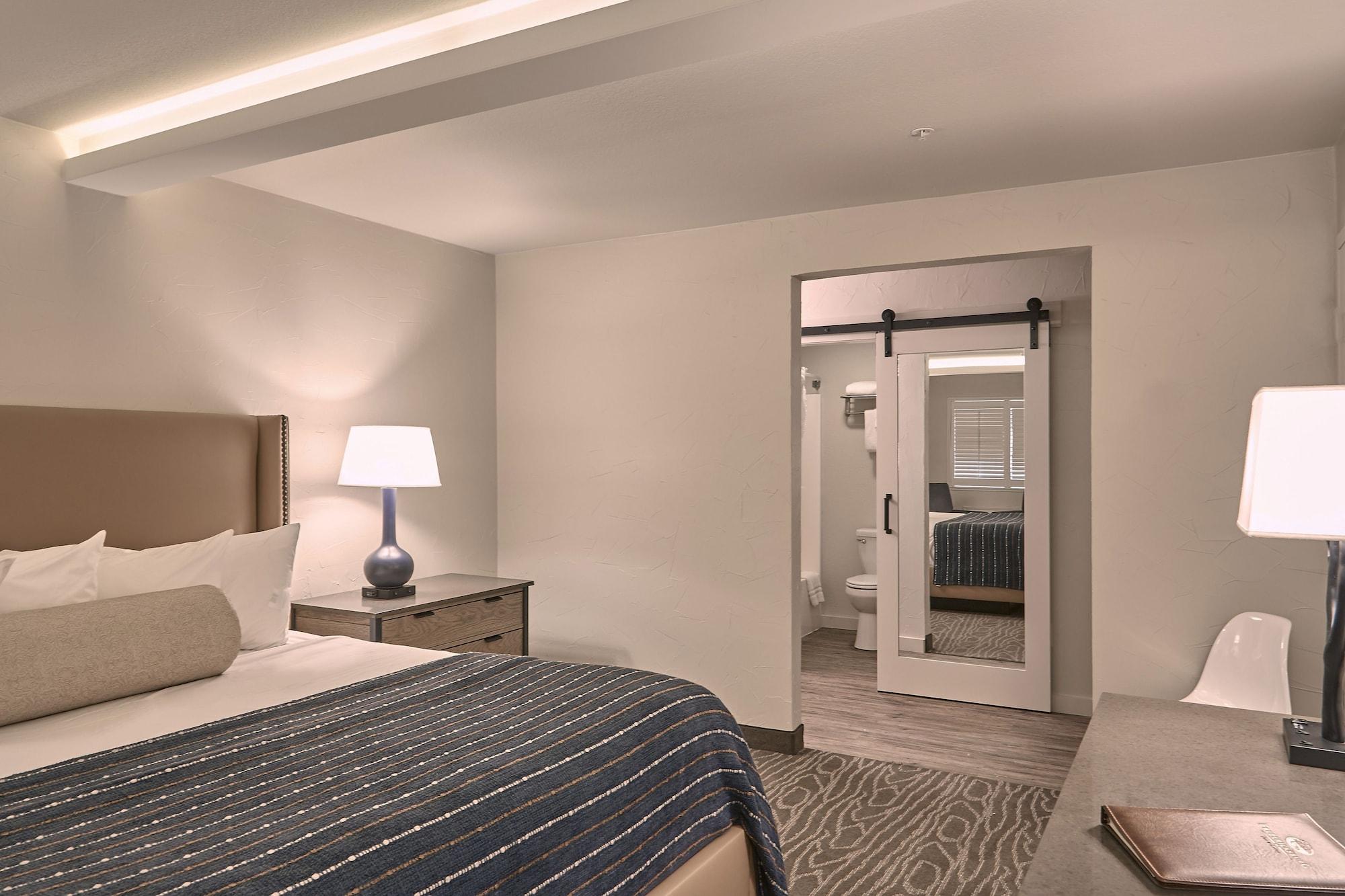 Fredericksburg Inn And Suites Екстер'єр фото